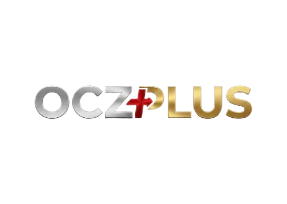โลโก้ OCZPLUS ตัวอักษร OCZ สีเงินโครเมียม ตามด้วยเครื่องหมายบวกสีแดง และคำว่า PLUS สีทองเมทัลลิค